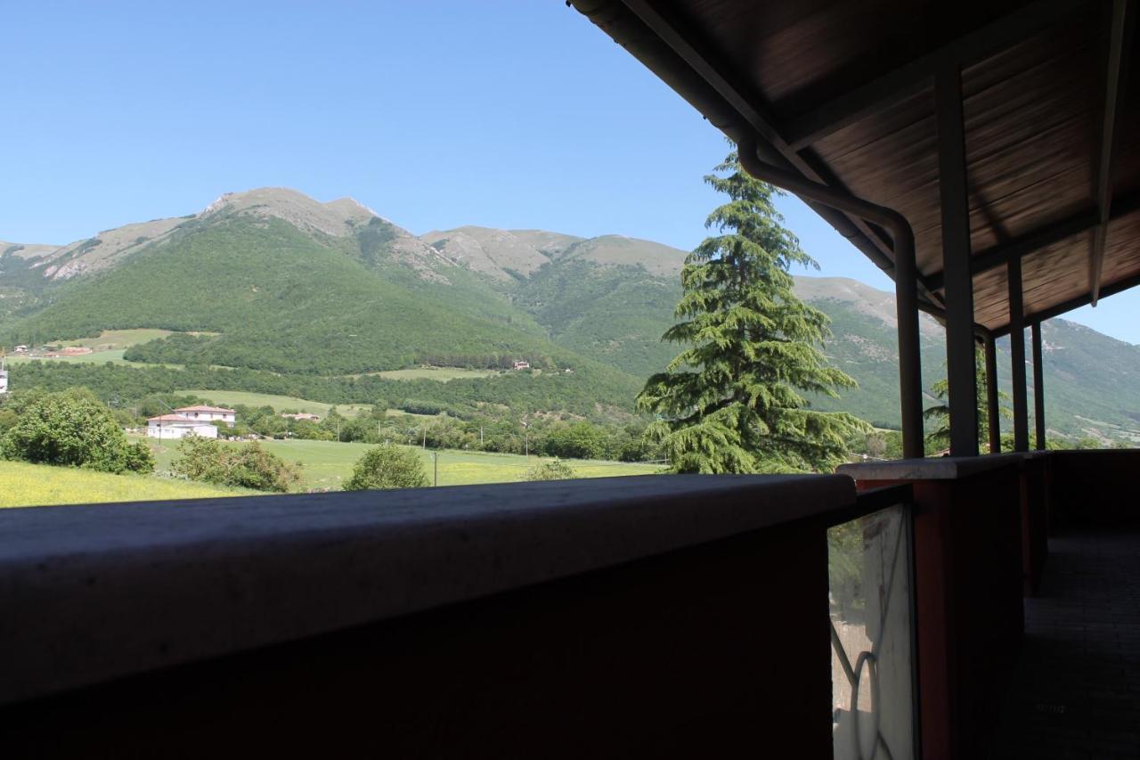 B&B La Casa Di Sirio 노르시아 외부 사진